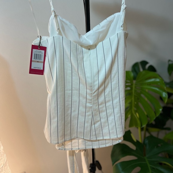 Vince Camuto White Striped Tank Top With Bow Tie, Zipper Back - Picture 3 of 5